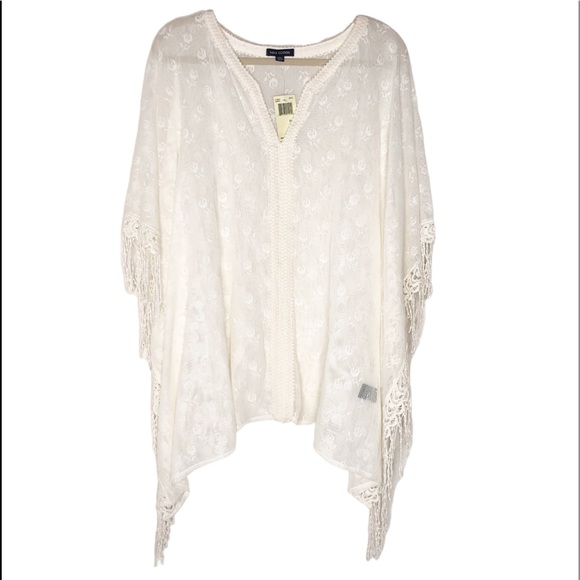 Max Edition Tops - Max edition poncho style lace boho top NWT S/M